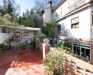 Jardí de Casa o xalet en venda en  Granada Capital amb Terrassa i Balcó