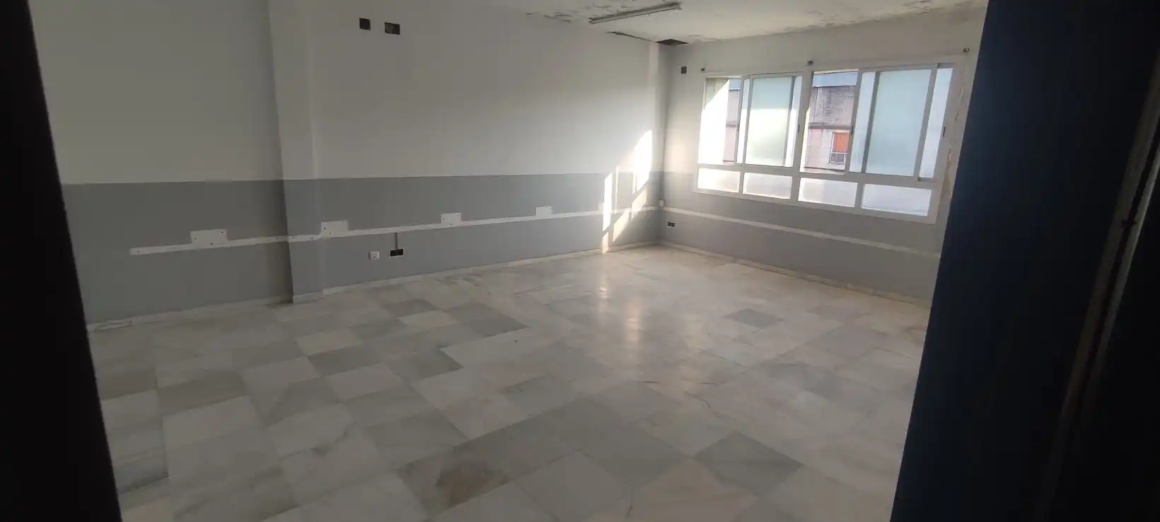 Local comercial en venda a A, imagen 16
