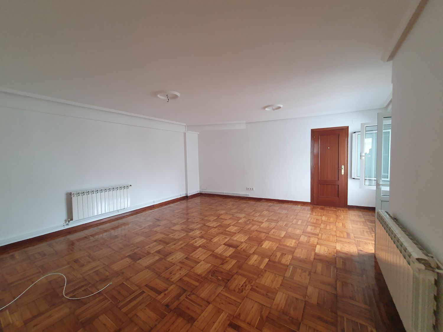 Pis en venda en Grado amb Calefacció, Terrassa i Traster