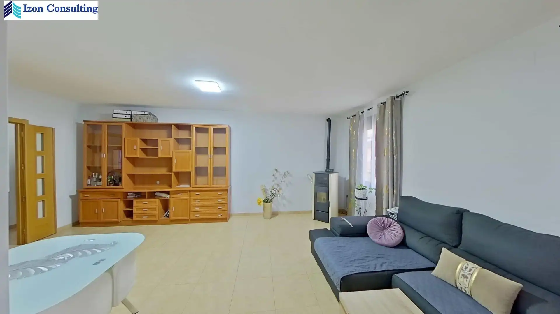Living room of Flat for sale in Alcaraz  with Terrace and Balcony