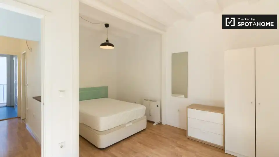 Appartement avec terrasse à louer à Eixample