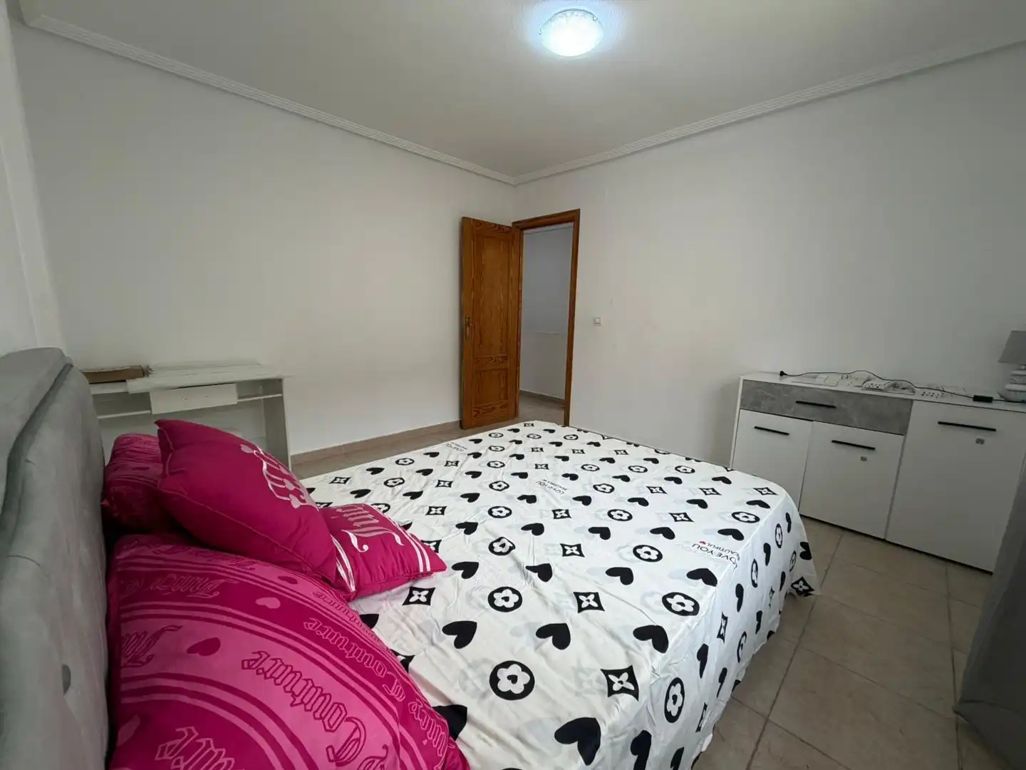 Dormitori de Casa o xalet de lloguer en Bigastro amb Aire condicionat i Moblat