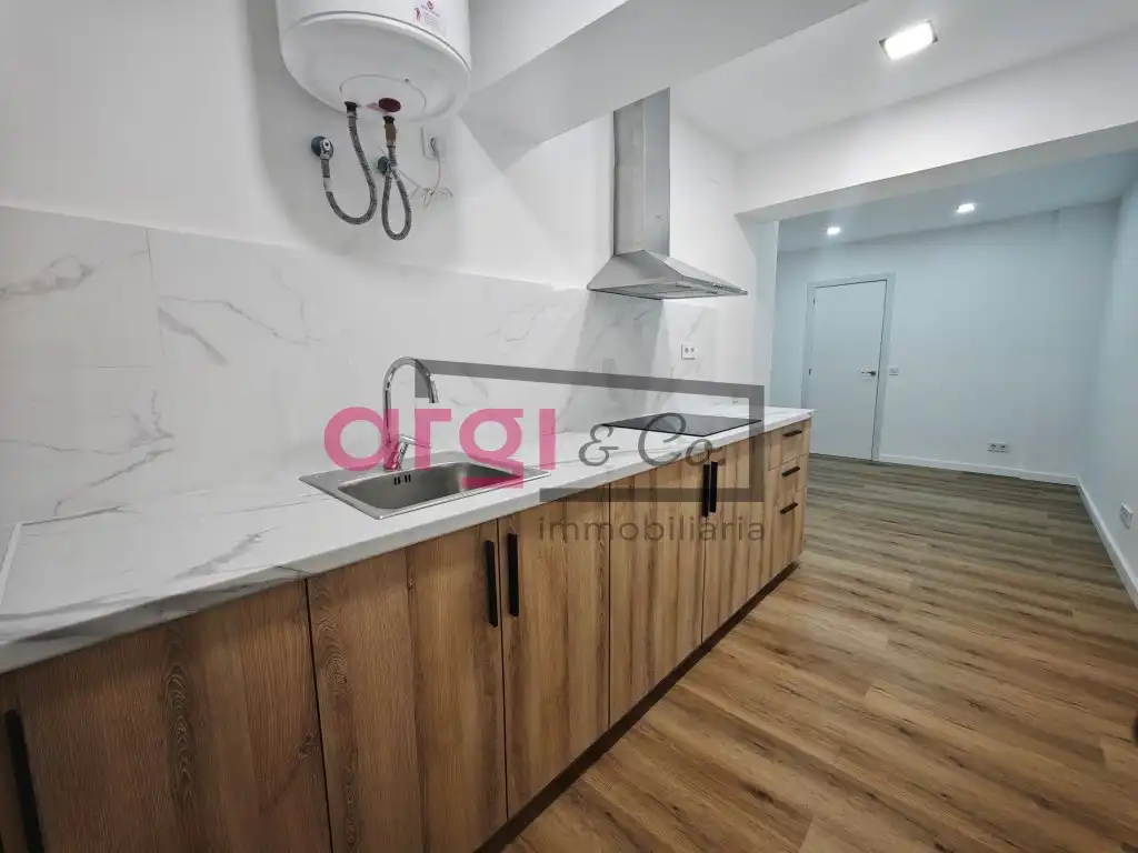 Business premises for sale in Centre, imagen 10