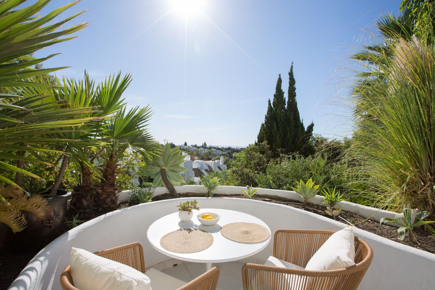 Terrassa de Apartament de lloguer en Marbella amb Aire condicionat, Piscina i Moblat