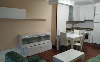 Living room of Apartment for sale in Vigo   with Heating, Storage room and Furnished