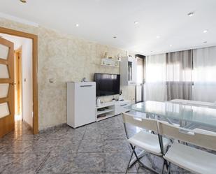 Bedroom of Flat for sale in Sant Adrià de Besòs  with Air Conditioner, Terrace and Furnished