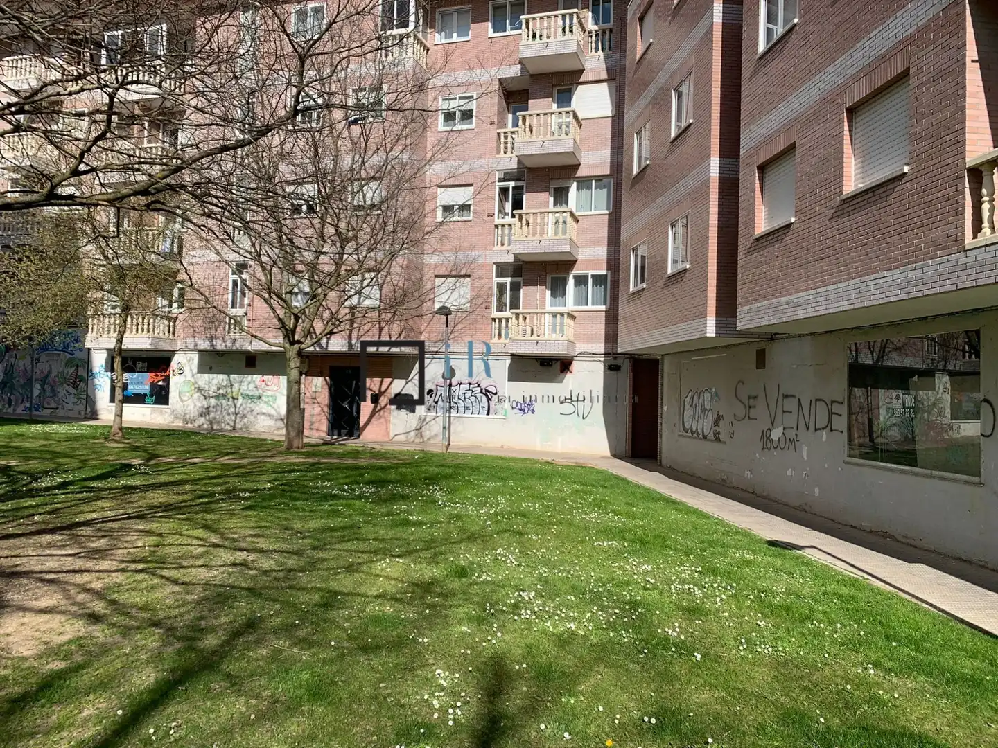 Local comercial en venda a San José Obrero
