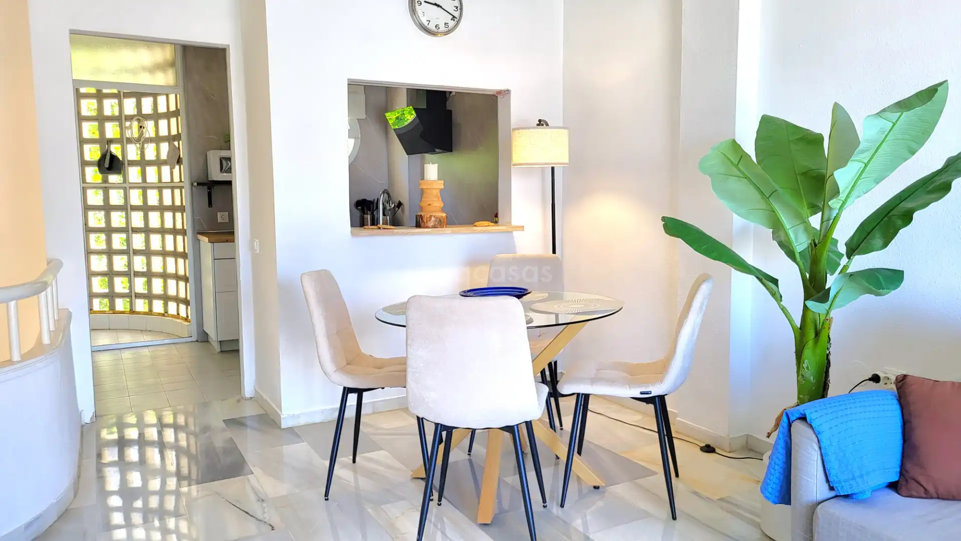 Esszimmer von Einfamilien-Reihenhaus zum Verkauf in Mijas mit Klimaanlage, Heizung und Terrasse