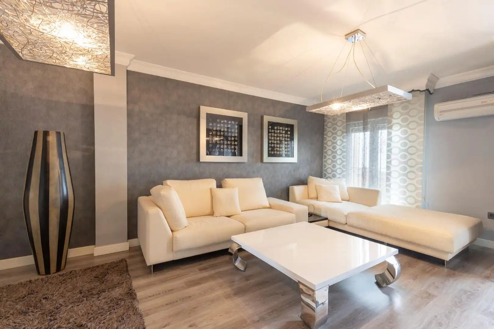 Sala de estar de Casa adosada en venta en Güevéjar con Calefacción, Amueblado y Balcón