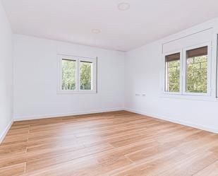 Bedroom of Flat to rent in Sant Cebrià de Vallalta  with Air Conditioner, Heating and Oven