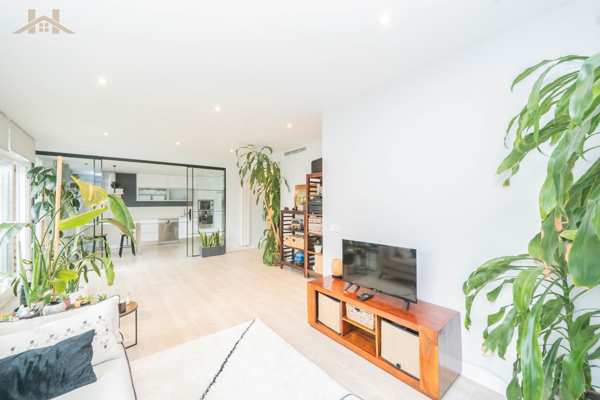 Living room of Flat for sale in Majadahonda  with Air Conditioner, Heating and Terrace