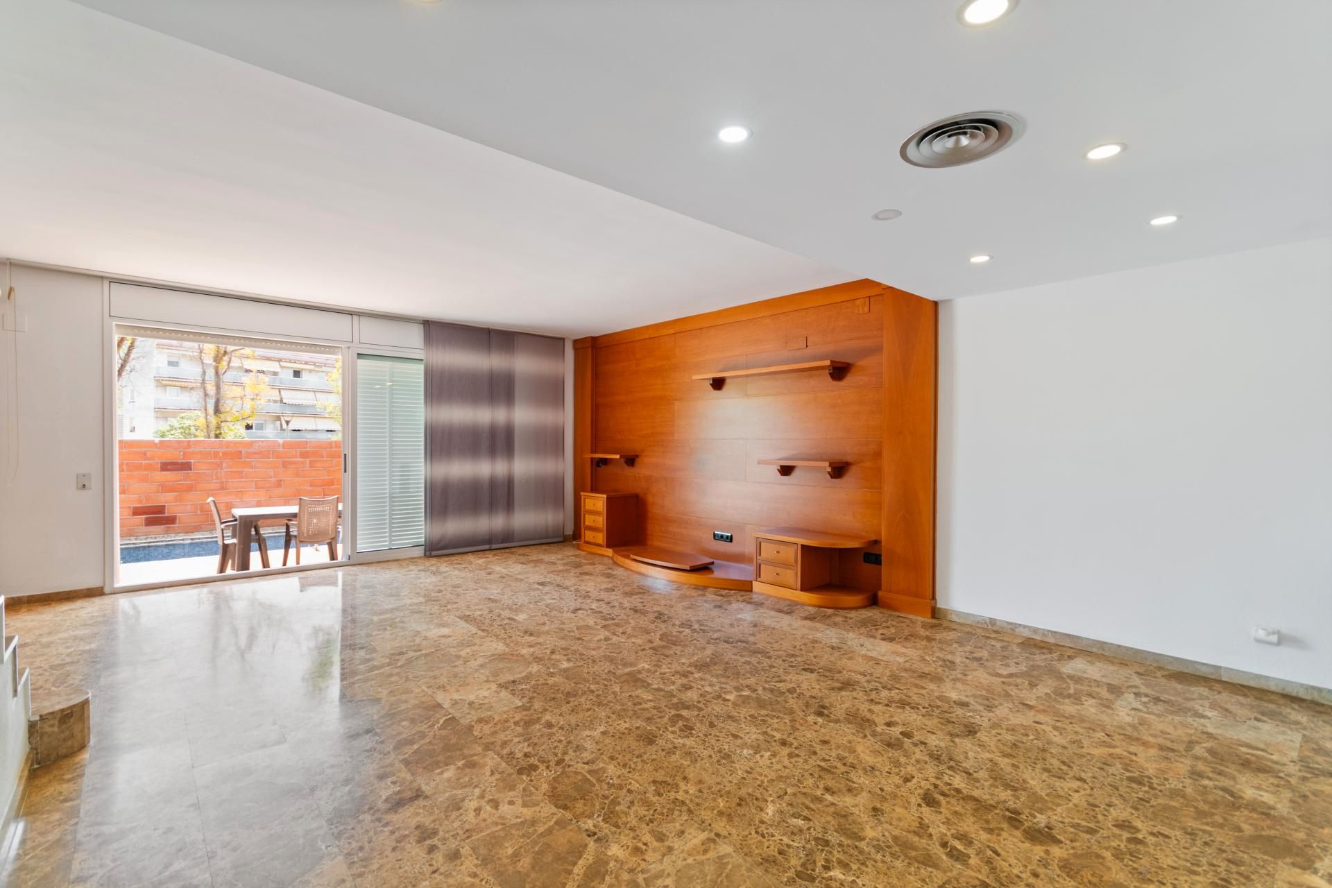 Single-family semi-detached for sale in Sant Feliu de Llobregat  with Terrace, Swimming Pool and Balcony