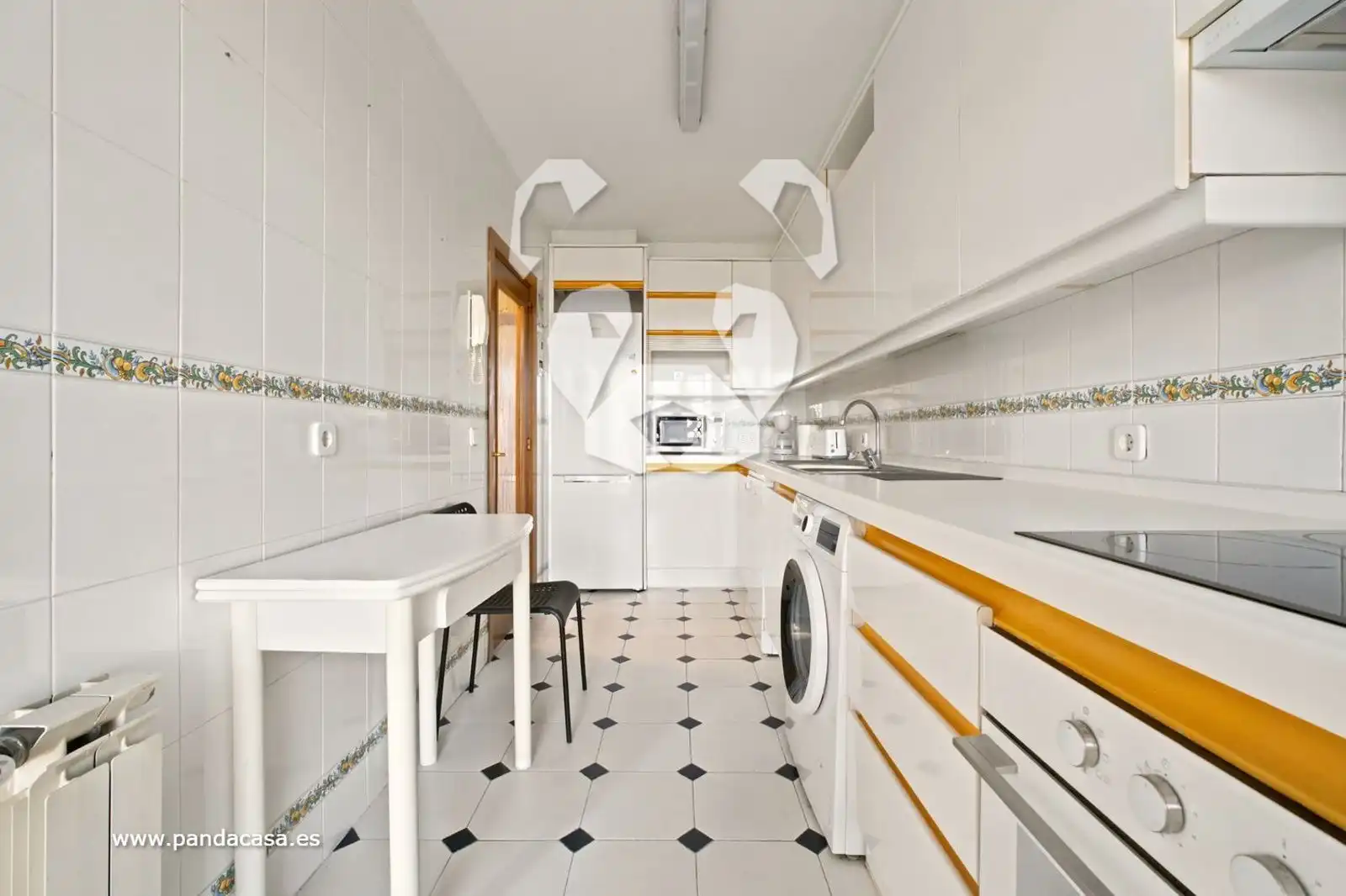 Küche von Wohnung zur Miete in Madrid mit Heizung und Möbliert