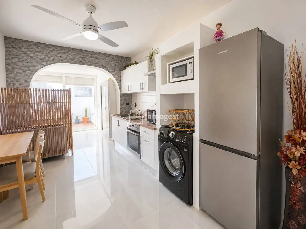 Study for rent in Calle Torroella de Montgrí, Riells