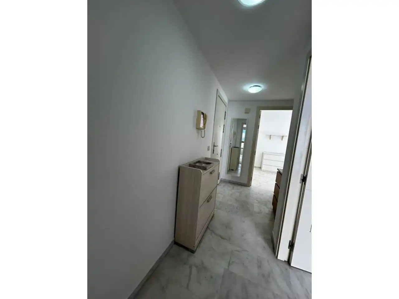 Apartamento con piscina en venta en Puerto Marina, imagen 16