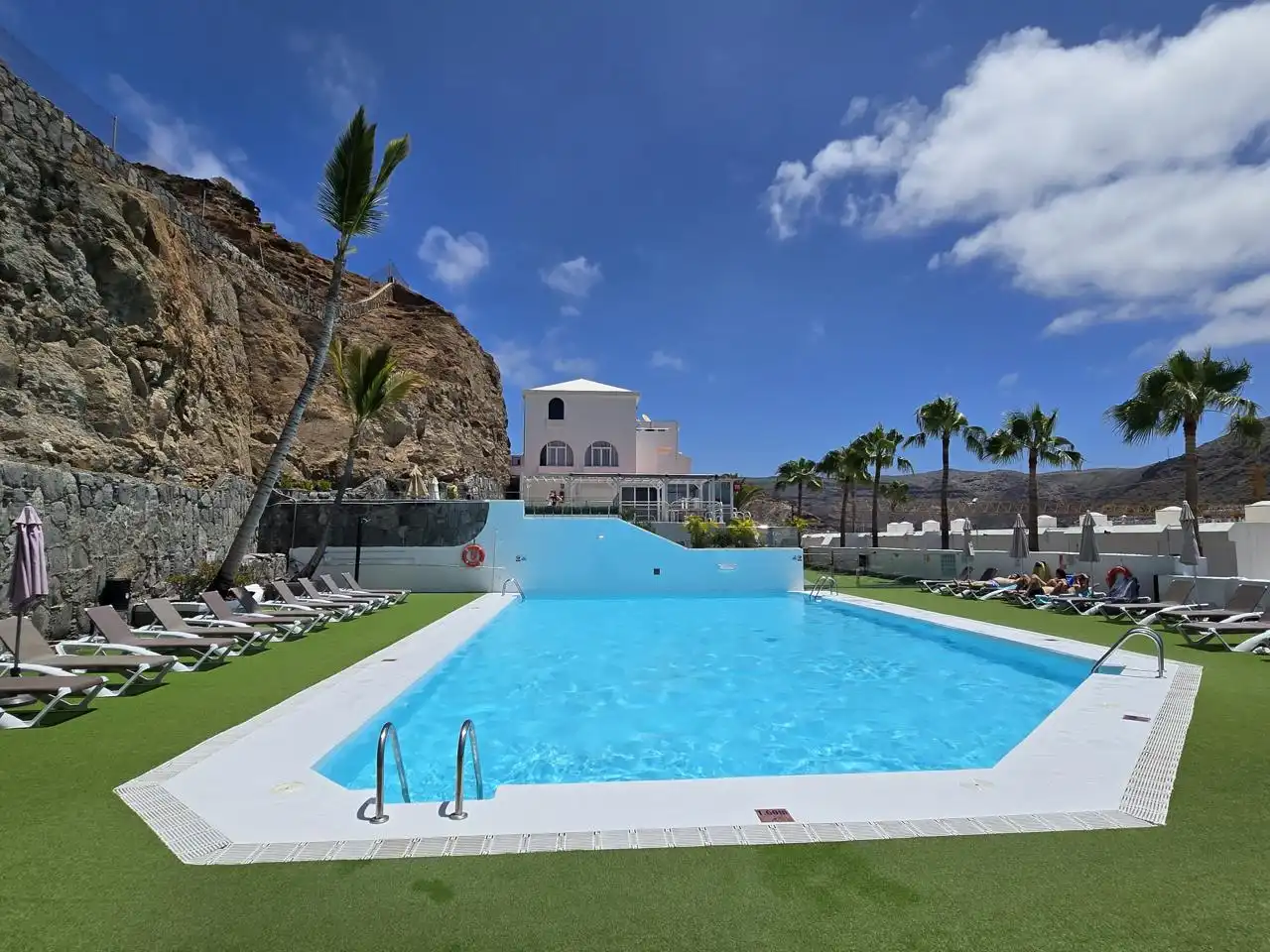 Swimming pool of Apartments for rent in Mogán  with Terrace, Furnished and Balcony
