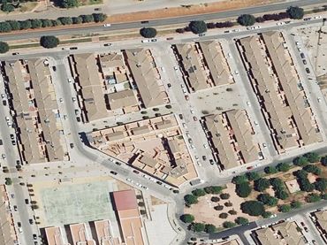 Casa en venta en CL. ALBAHACA 27 2ª Planta 00020