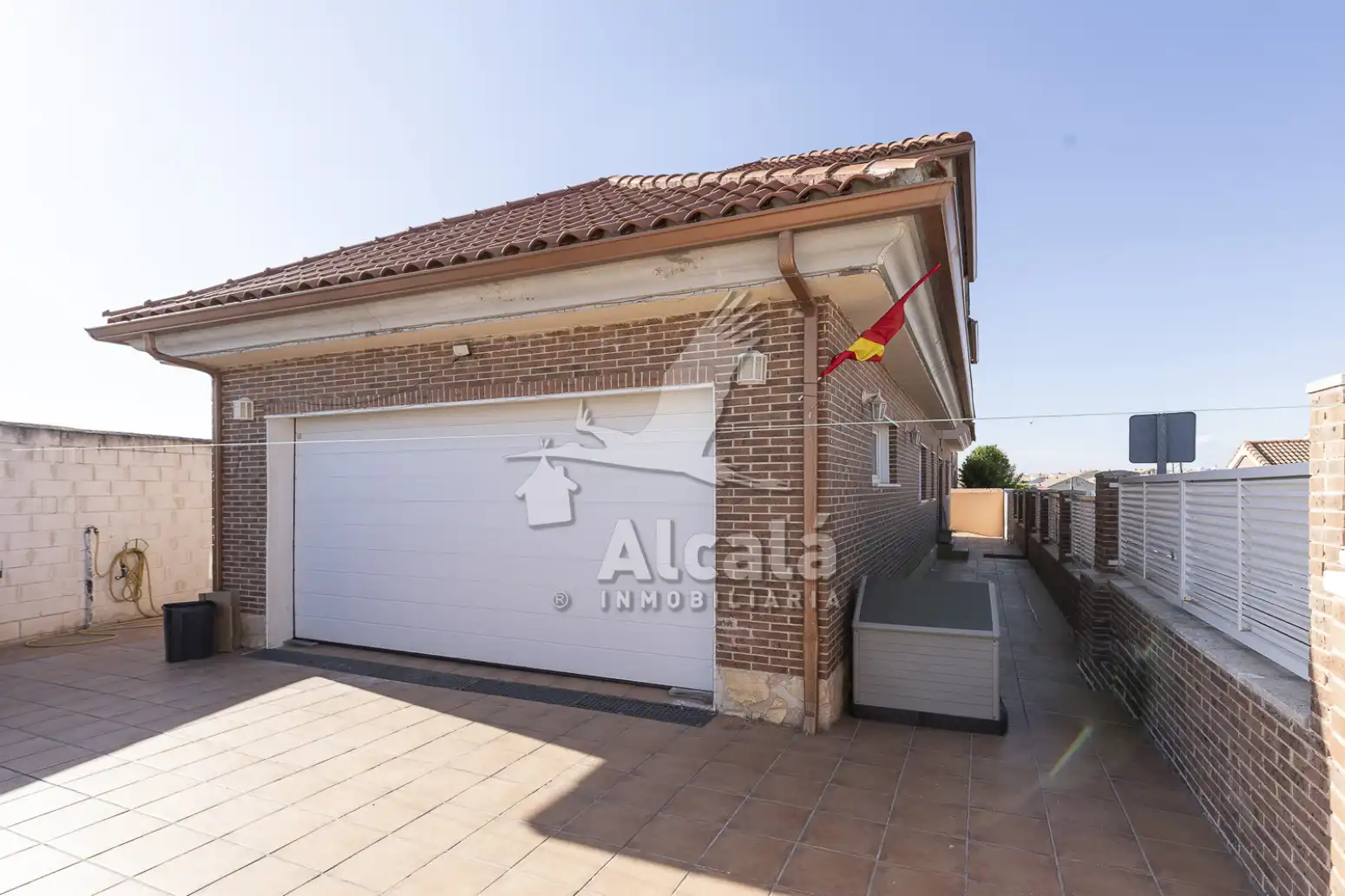 Vista exterior de Casa o chalet en venta en Los Santos de la Humosa con Calefacción y Trastero