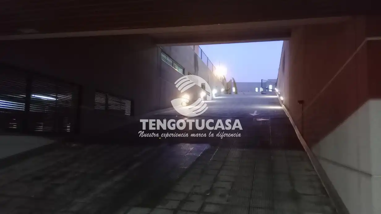 Terrassa de Garatge en venda en Madrid