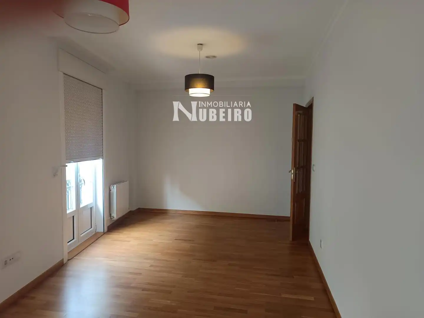 Dormitori de Dúplex de lloguer en Lugo amb Traster