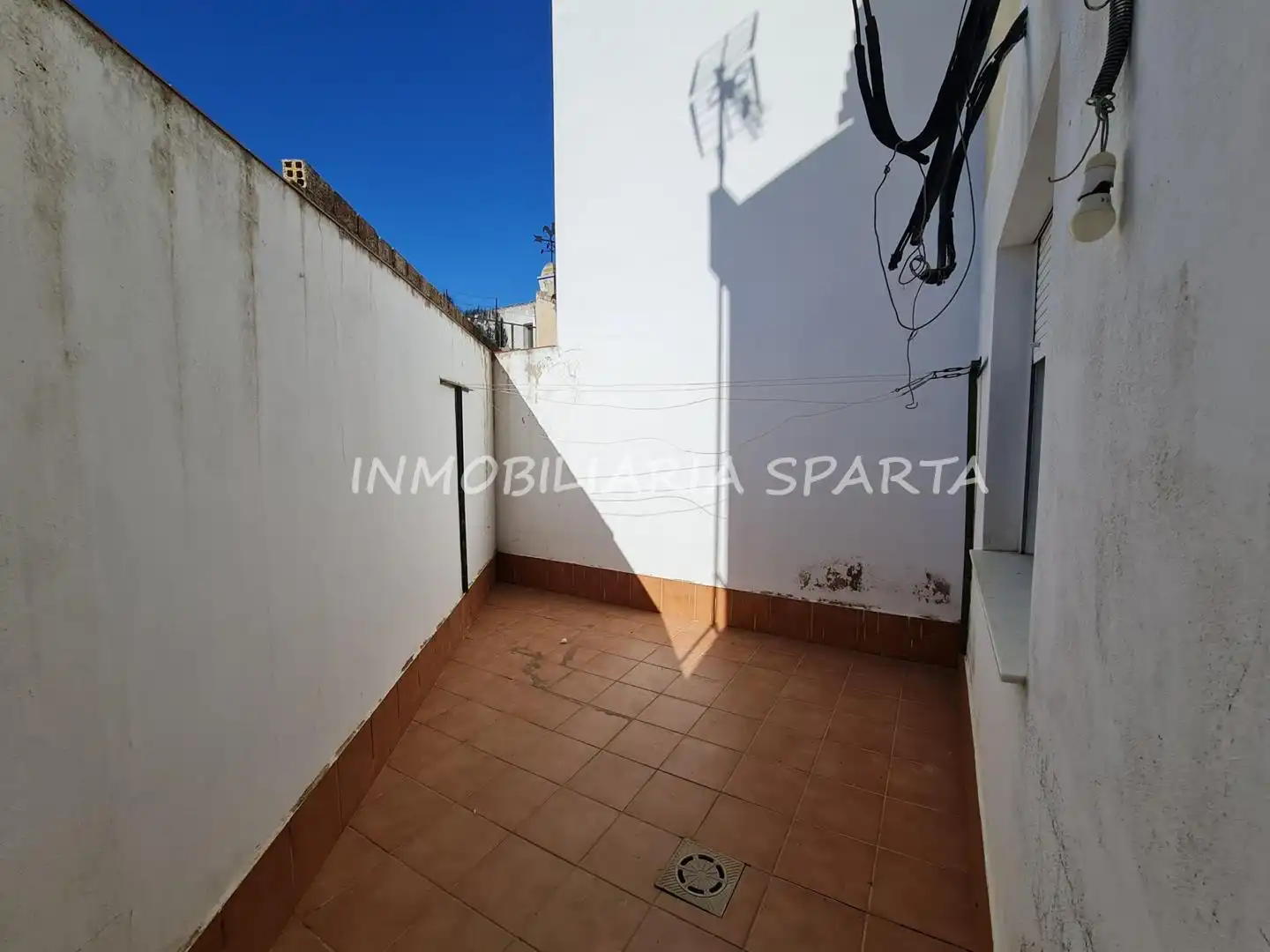 Vista exterior de Casa adosada en venda en Hinojos