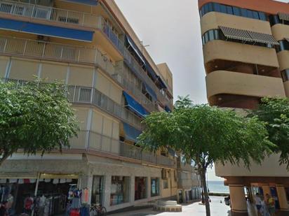 Vista exterior de Apartament en venda en Benidorm amb Aire condicionat i Terrassa