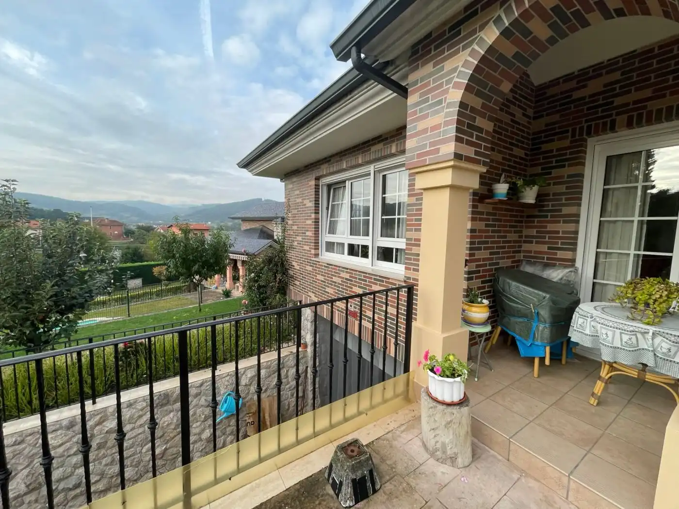 Chalet con jardín en venta en Calle SORRIBA, imagen 5