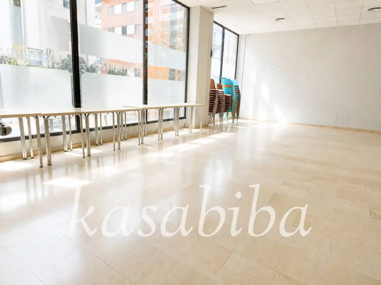 Wohnung zum Verkauf in Paterna mit Klimaanlage, Heizung und Terrasse
