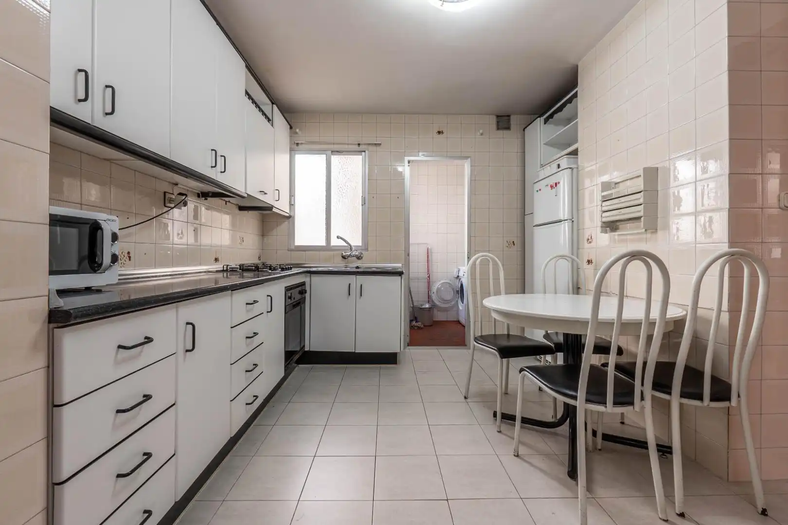 Zimmer in Calle PROFESOR FRANCISCO DALMAU, Joaquina Eguaras