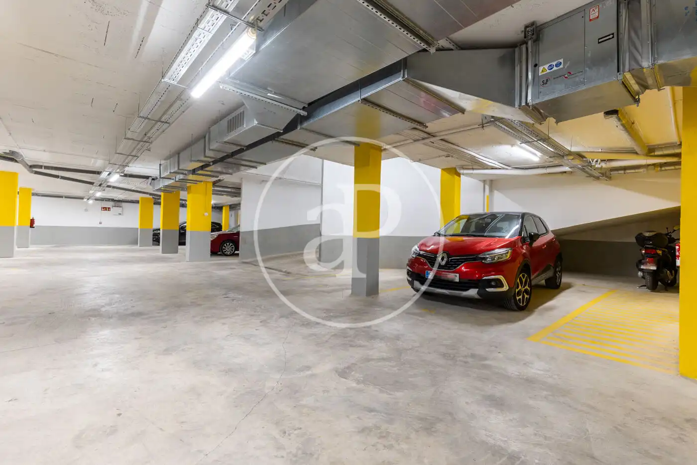 Parking of Flat for sale in Sant Cugat del Vallès  with Air Conditioner, Heating and Storage room