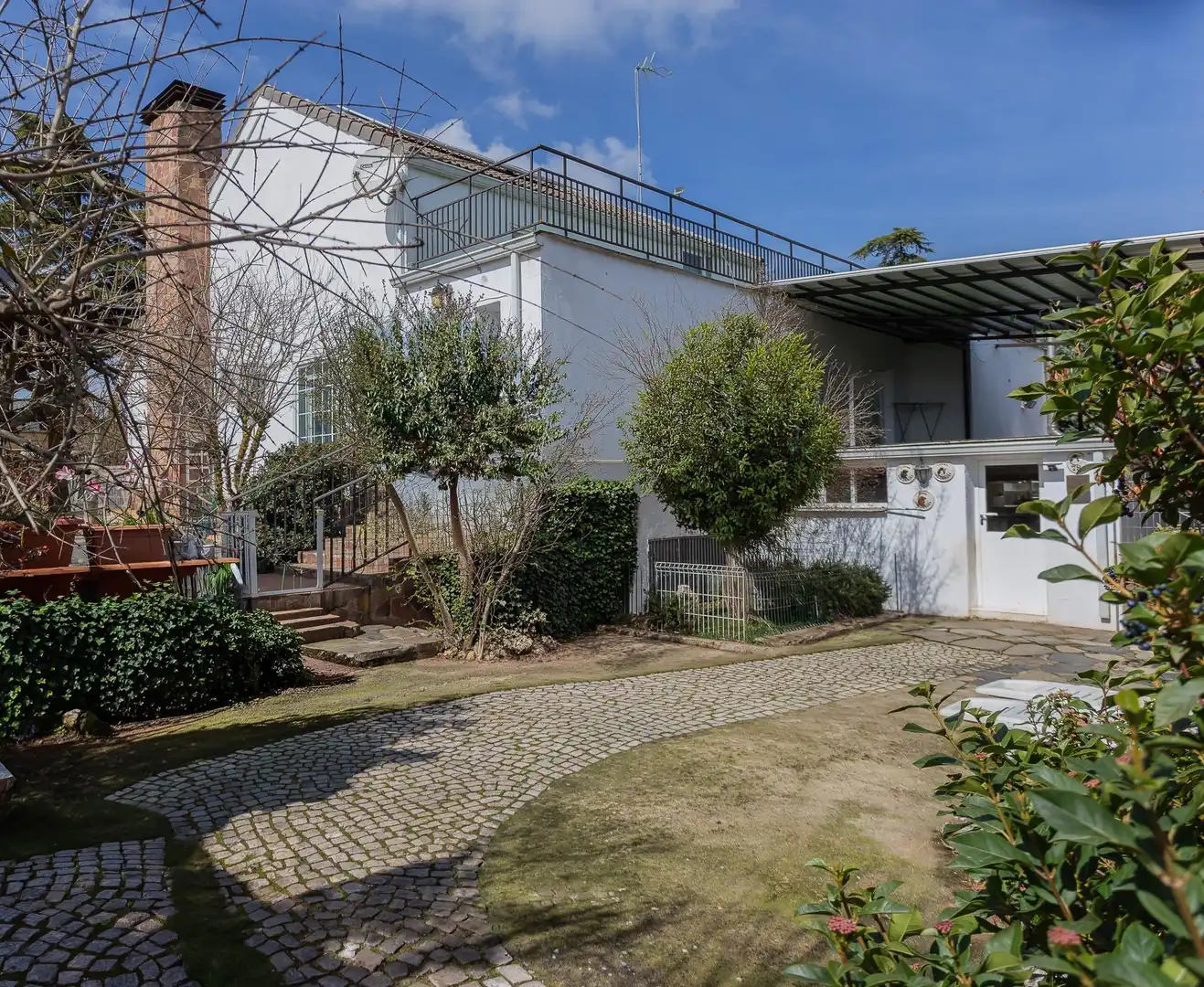 Vista exterior de Casa o chalet en venta en Villar del Olmo con Calefacción, Jardín privado y Terraza