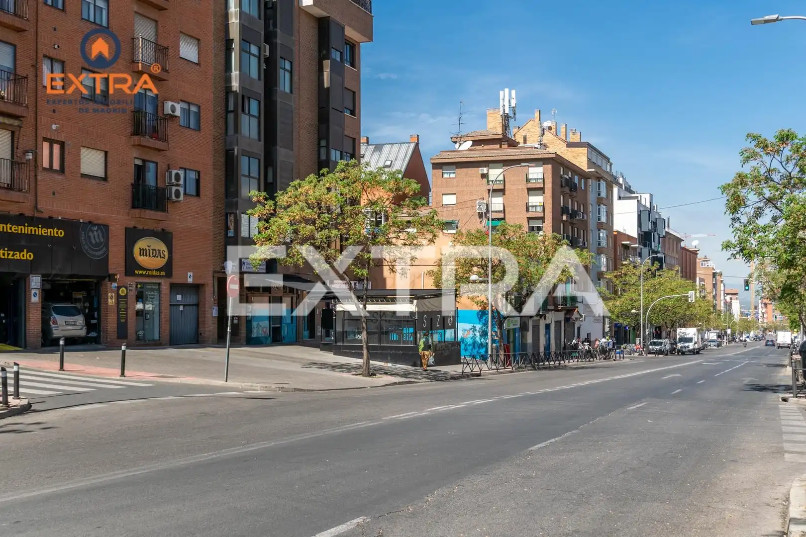 Vista exterior de Planta baixa en venda en Madrid amb Aire condicionat, Calefacció i Alarma