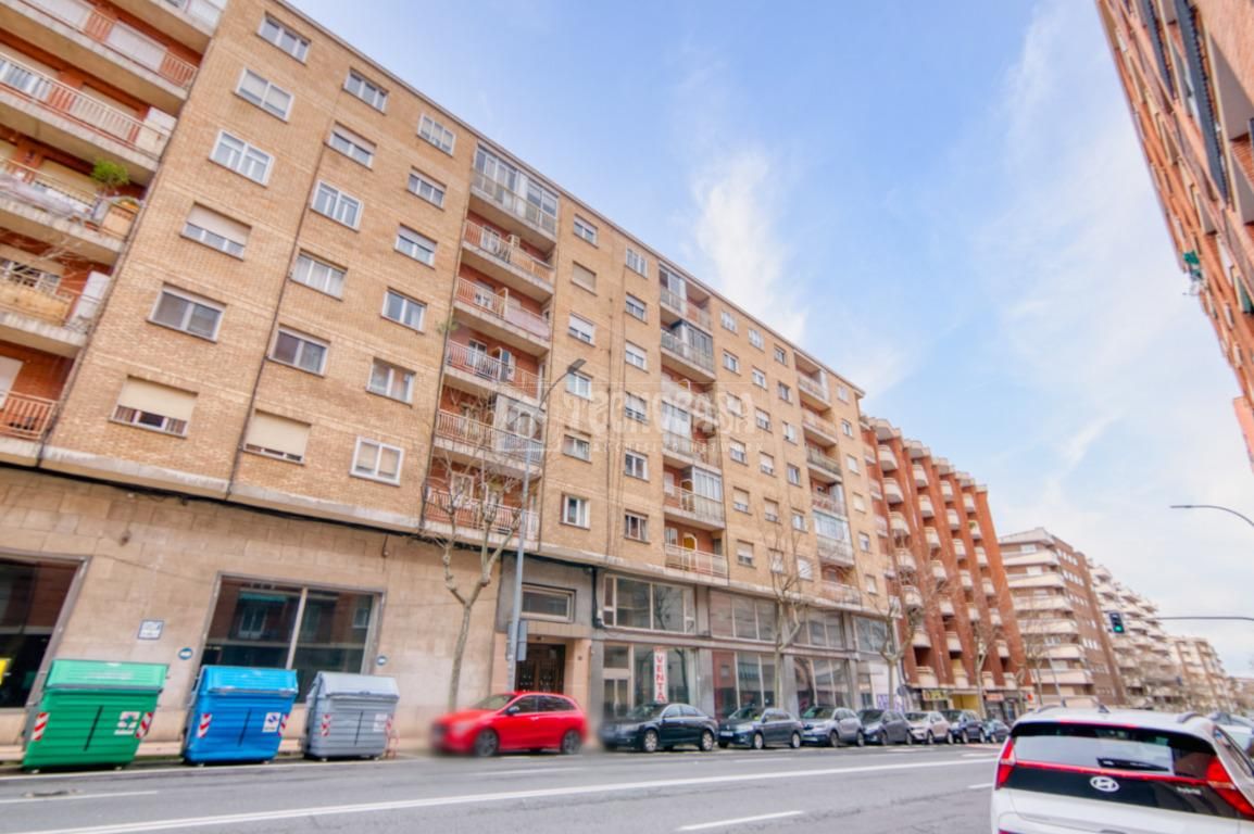 Vista exterior de Pis en venda en Salamanca Capital amb Calefacció i Balcó