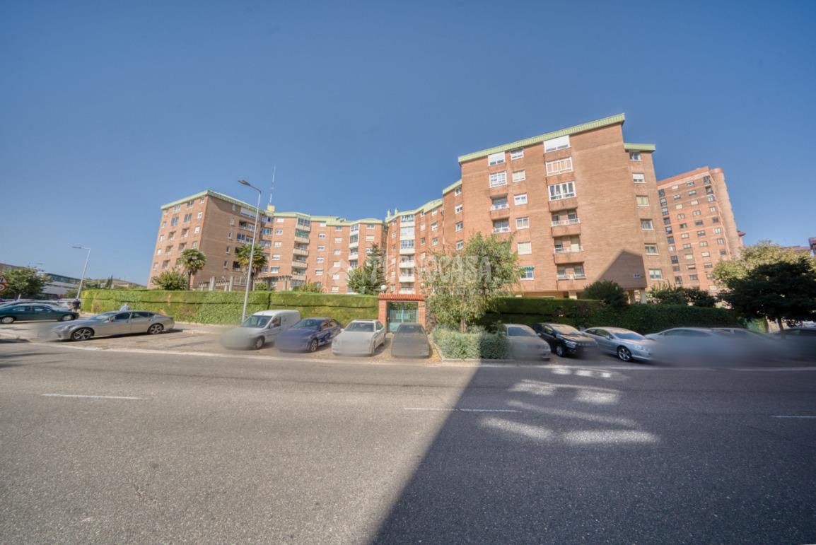 Vista exterior de Pis en venda en Valladolid Capital amb Aire condicionat, Calefacció i Parquet