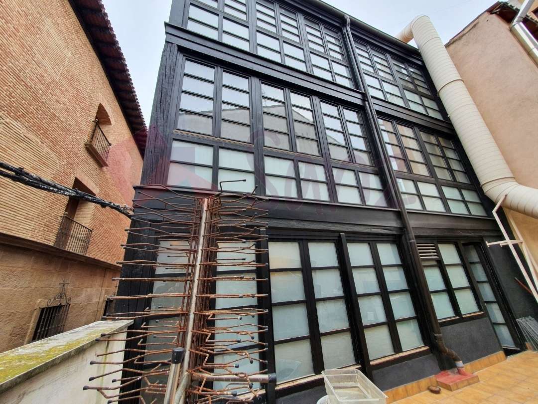 Exterior view of Building for sale in  Logroño