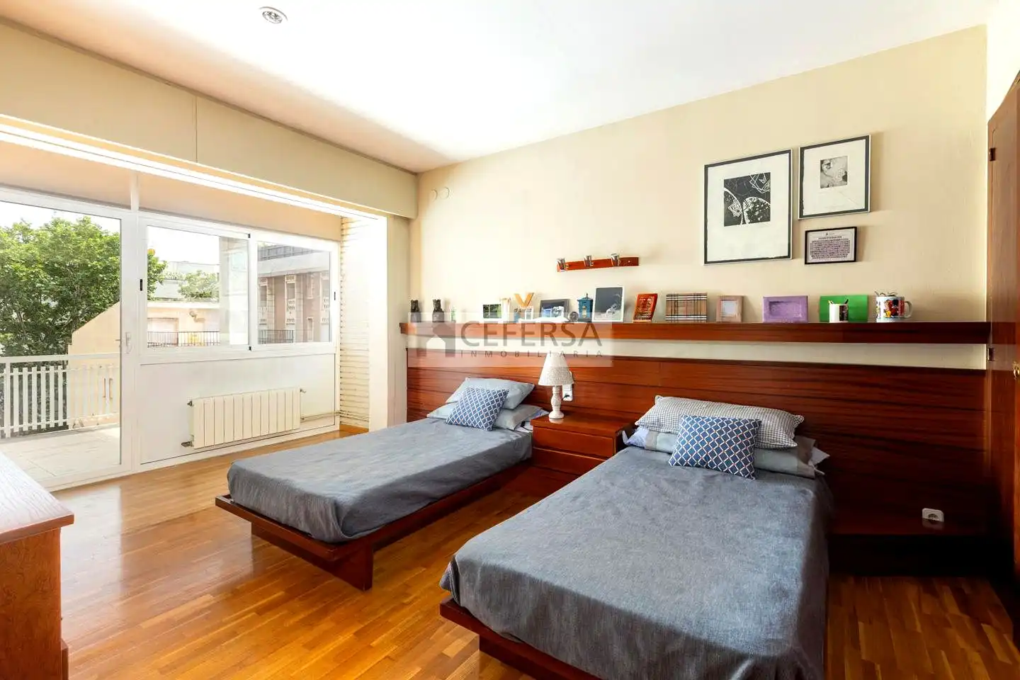 Schlafzimmer von Wohnung zum Verkauf in Barcelona mit Heizung, Parkett und Terrasse