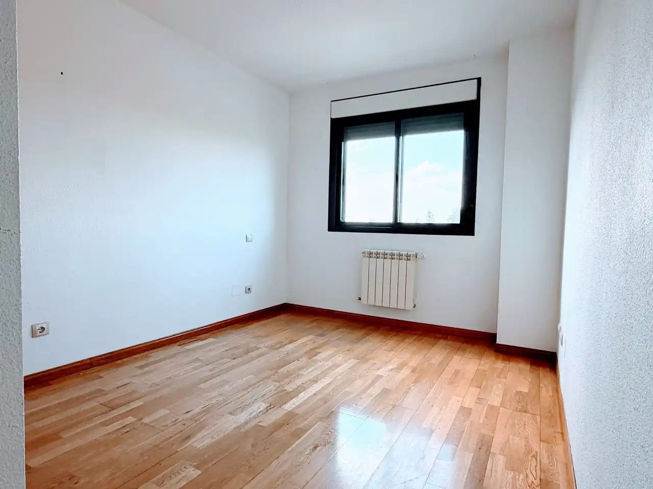 Habitación de Piso en venta en Madrid con Calefacción, Terraza y Trastero