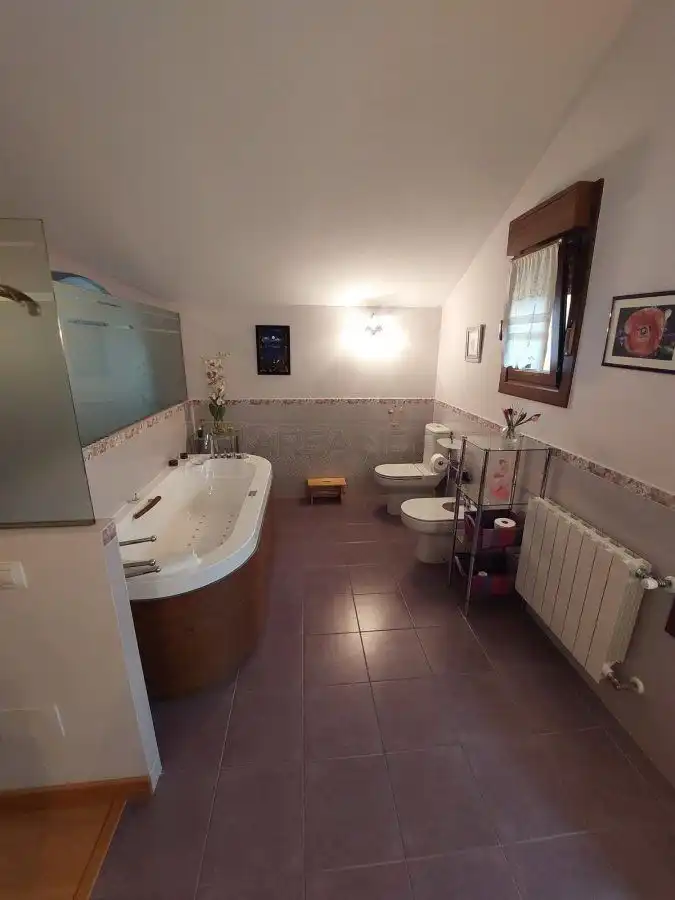Casa con piscina en venta en Condado de Treviño, imagen 41