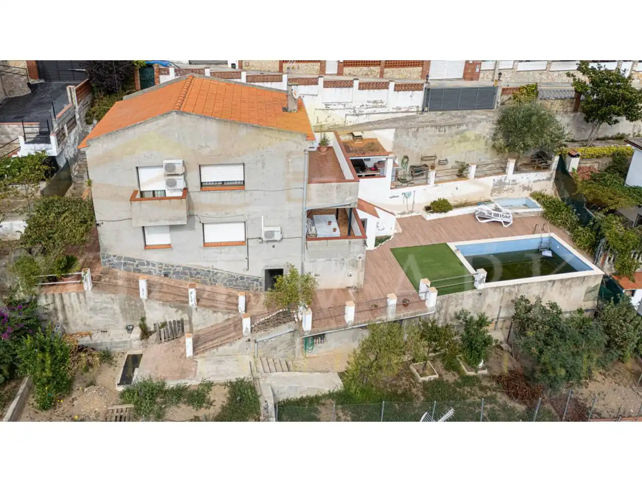 Vista exterior de Casa o chalet en venta en Corbera de Llobregat con Aire acondicionado, Calefacción y Jardín privado