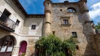 Vista exterior de Casa o xalet en venda en Merindad de Montija amb Aire condicionat, Calefacció i Jardí privat