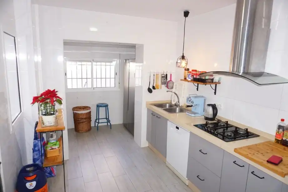 Cuina de Casa o xalet de lloguer en Vélez-Málaga amb Aire condicionat, Calefacció i Terrassa