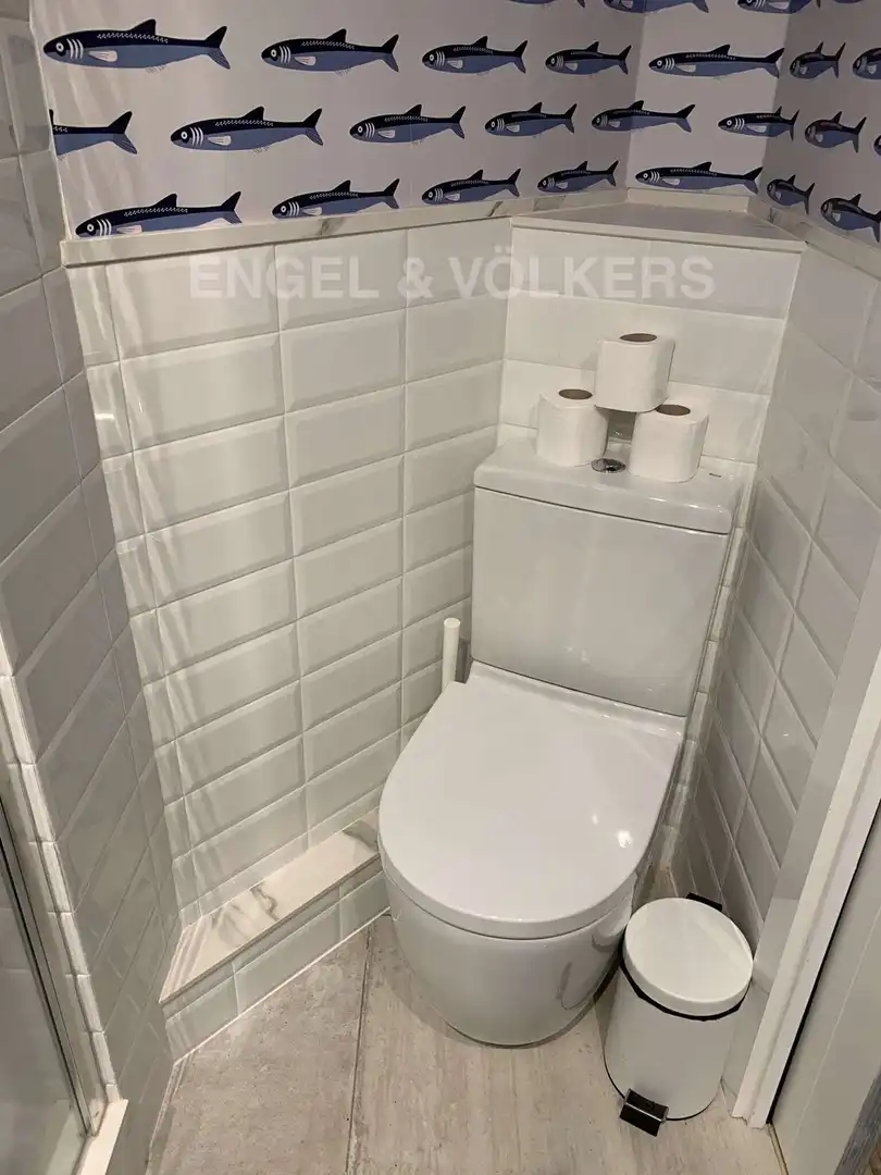 Bathroom of Flat for rent in Barcelona  with Heating, Parquet flooring and Terrace