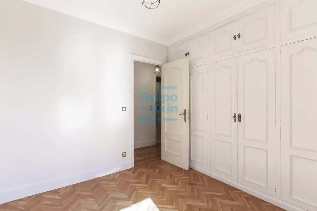 Habitación de Piso de alquiler en Donostia - San Sebastián  con Balcón