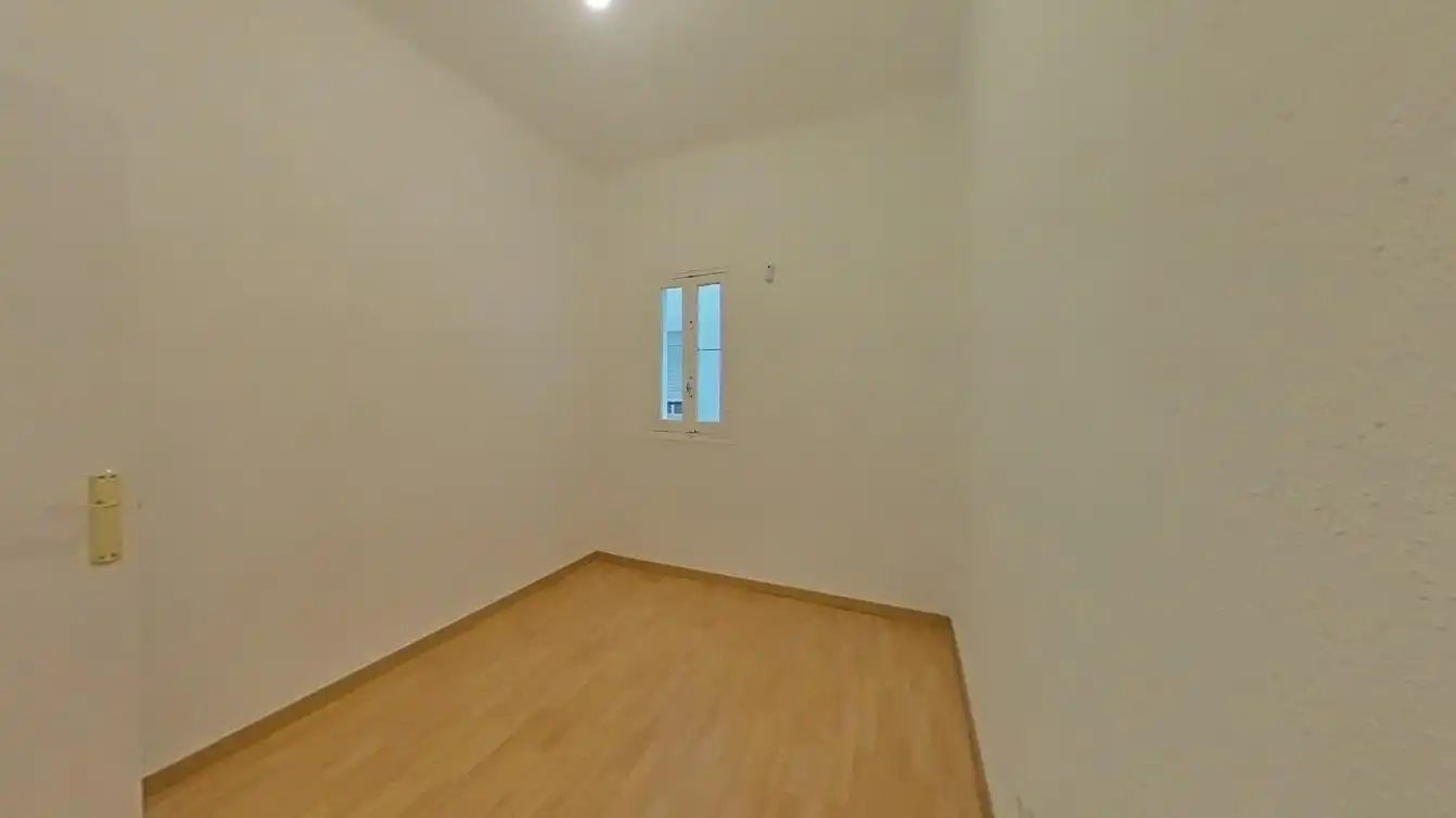 Habitación de Piso en venta en Madrid con Horno