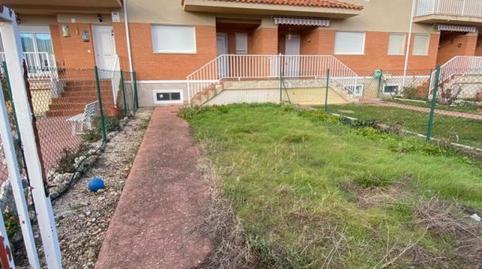 Foto 2 de Casa adosada en venda a Medina de Pomar, Burgos