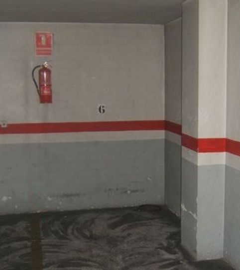 Foto 2 de Garaje de alquiler en Avinguda de la Constitució, 7, Marxalenes, Valencia Capital