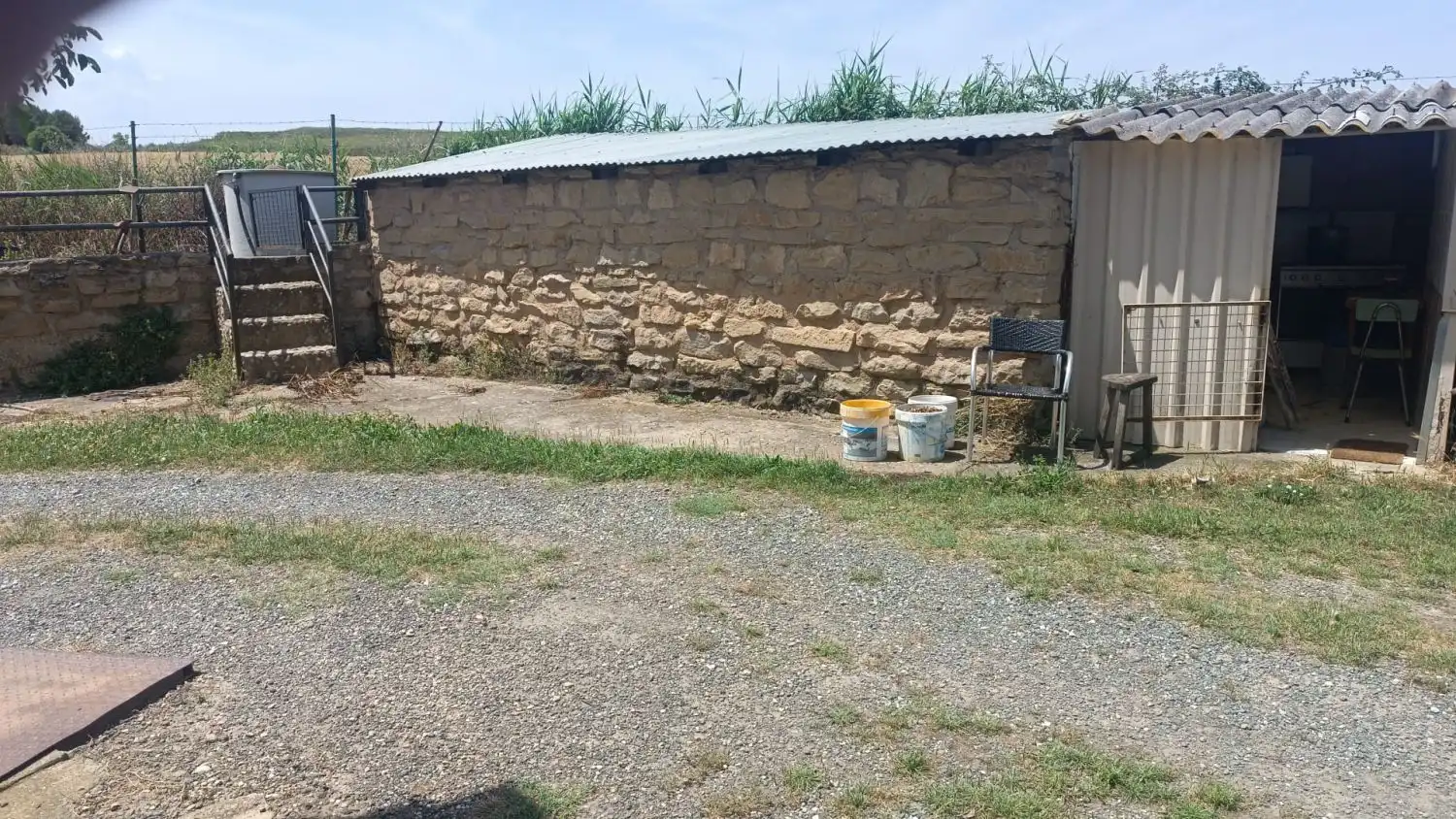 Vista exterior de Casa o xalet en venda en  Logroño amb Calefacció i Traster