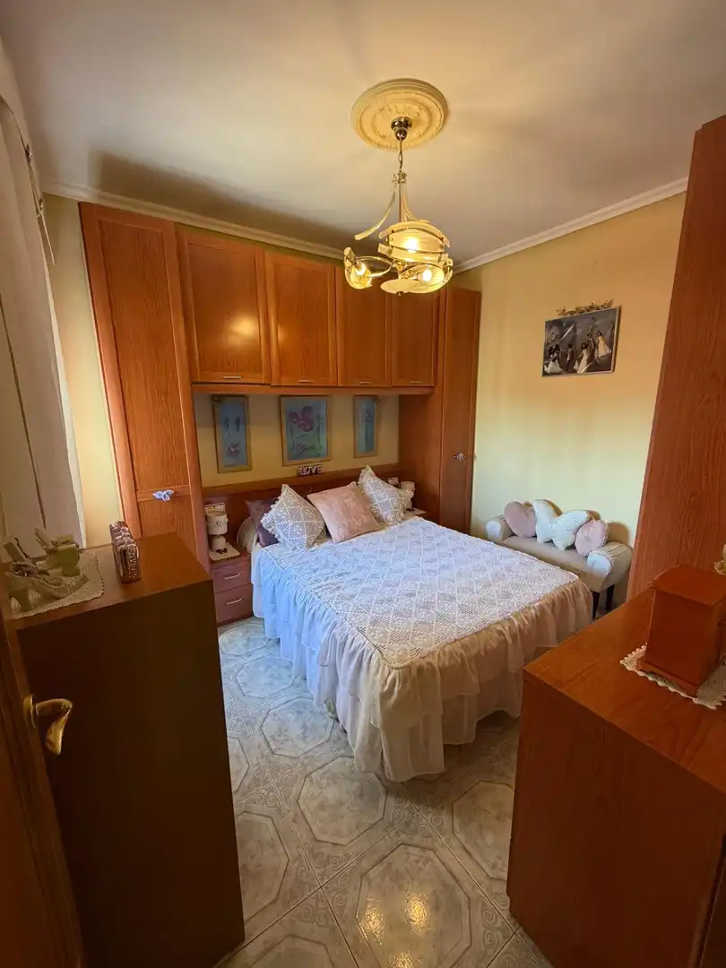 Habitación de Piso en venta en Sabadell con Calefacción
