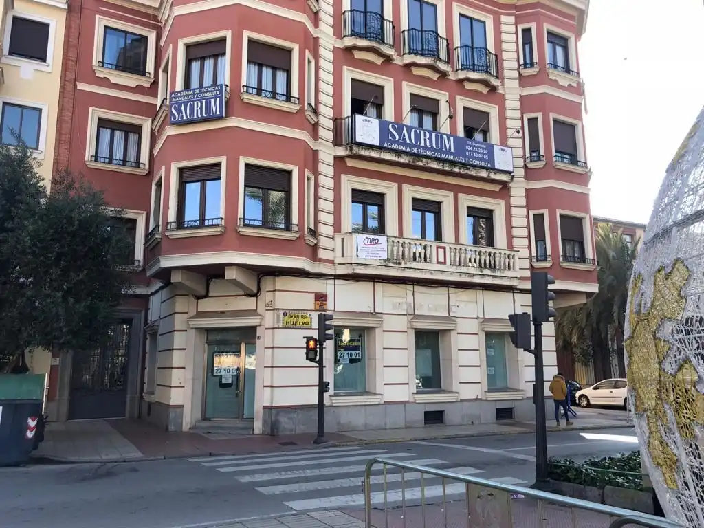 Gewerbefläche zur Miete in Santa Marina