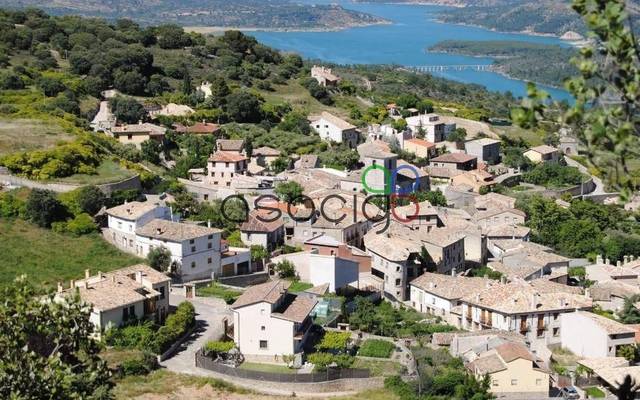 Terreno residencial en Venta en Calle Pinar en Alocén